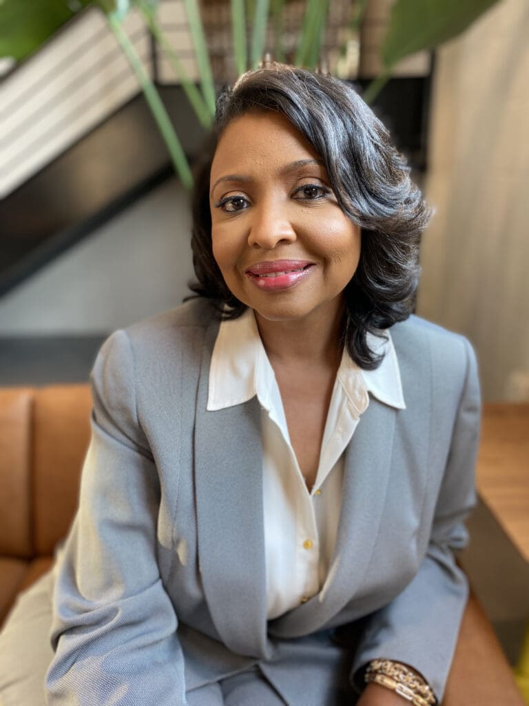 Roberta Scott Pettis Headshot