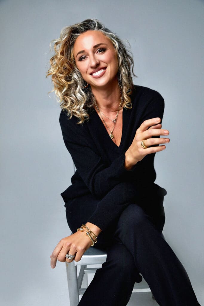 1Falon Veit Headshot